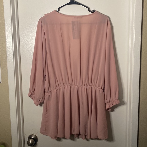 Pink blouse - Picture 8 of 8